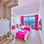 Hamarat מלון 3*