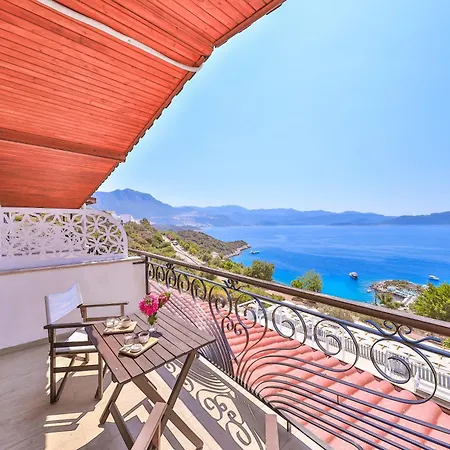 Hamarat Kaş