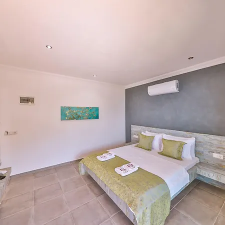 Отель Hamarat 3*