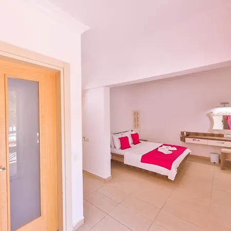 Hamarat Hotel 3*